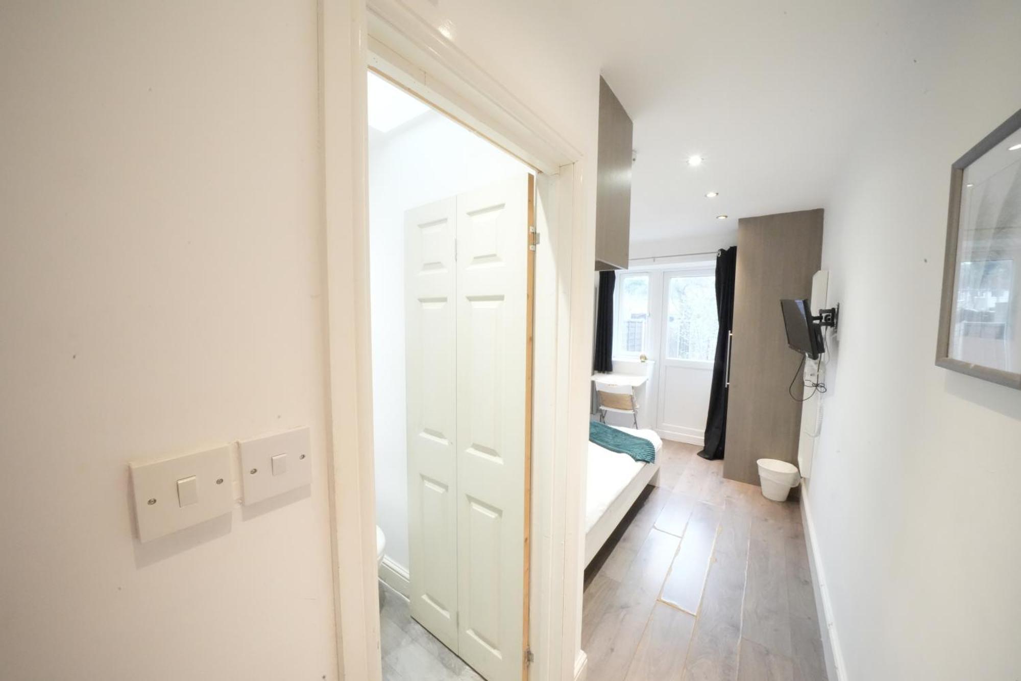 Grand Airport Ensuites Harmondsworth Exterior foto