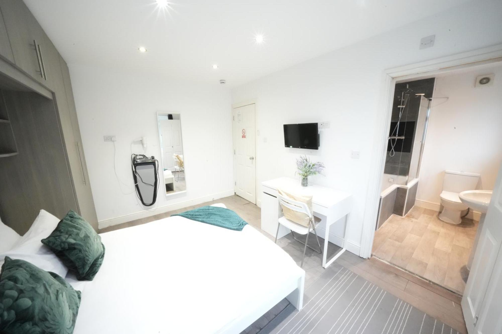 Grand Airport Ensuites Harmondsworth Exterior foto